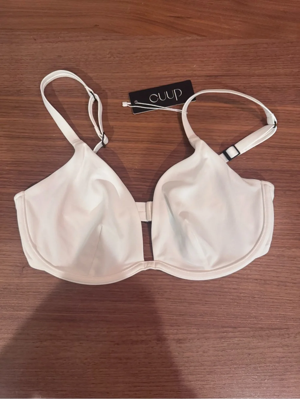 Cuup Women's White Underwire Swim Top